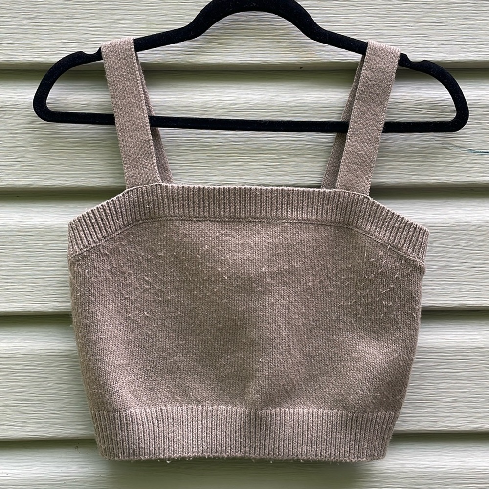 H&M Mocha Knit Crop Top